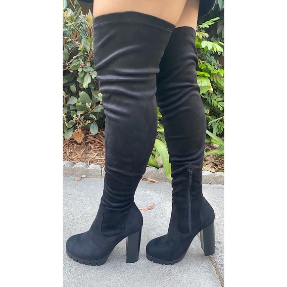 Wild Diva Shoes - Chunky Heel Tigh High Boots SIZE 8